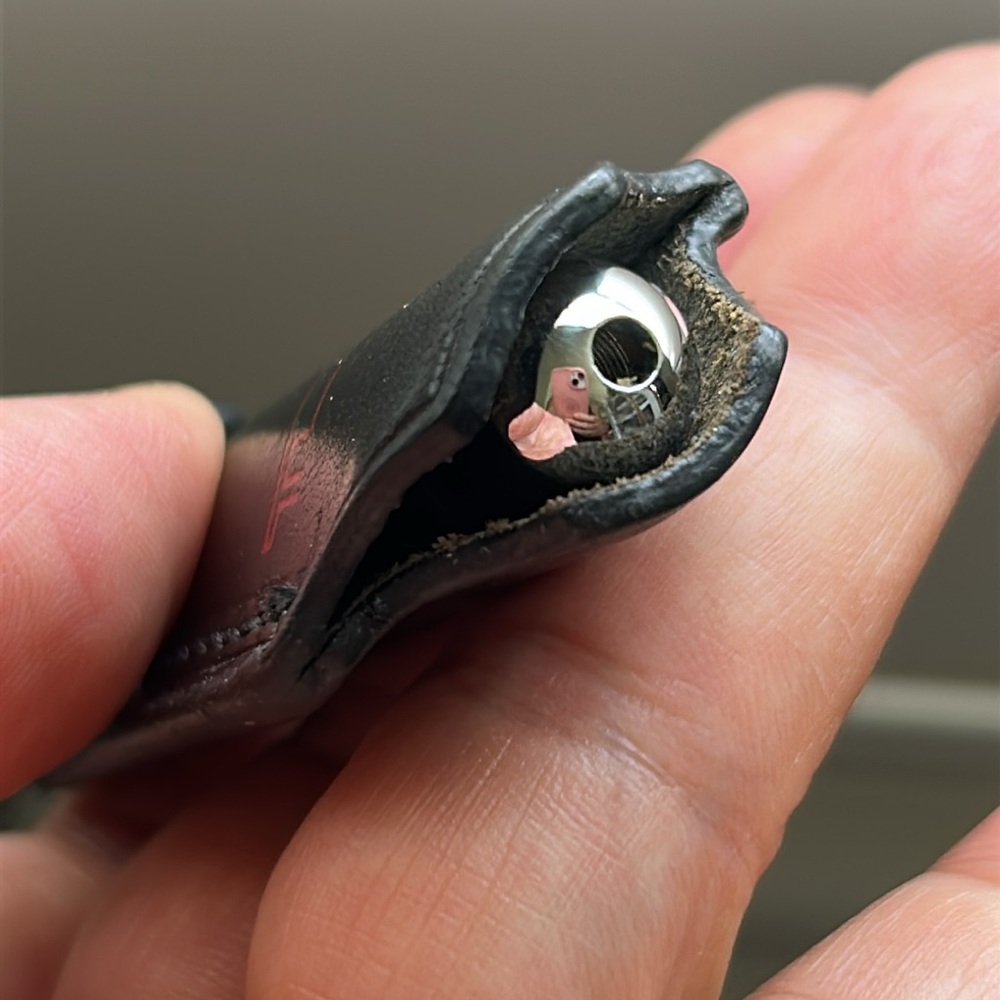 Raretumi Laser Pointer Leather Case Keyring - image 7